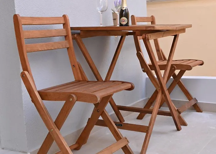 Calliope's Rhodes Comfort * Rhodes City