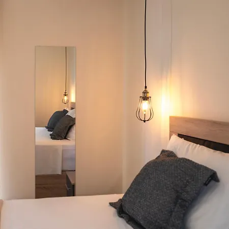 Calliope's Rhodes Comfort アパート